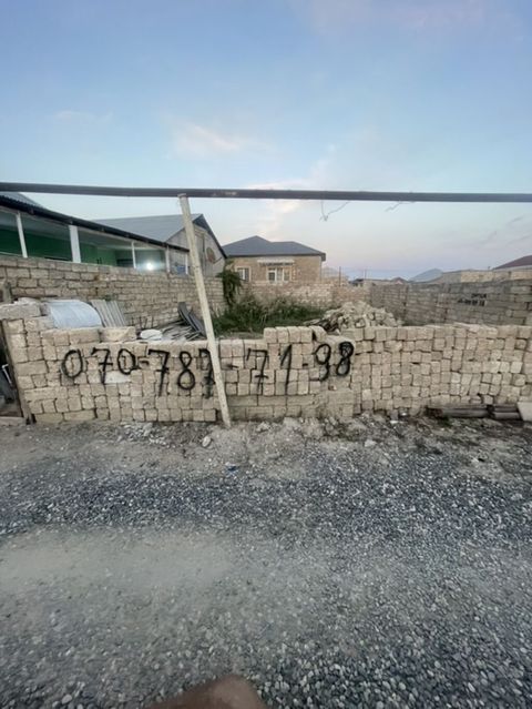 Ünvan Ramana şuşa qəsəbəsi 2 sot hər tərəfi hörülüb içində 1800 daş — 7 500 ₼ · Digah · Tikinti blokları, kərpic və panellər Ünvan Ramana şuşa qəsəbəsi 2 sot hər tərəfi hörülüb içində 1800 daş — Digah