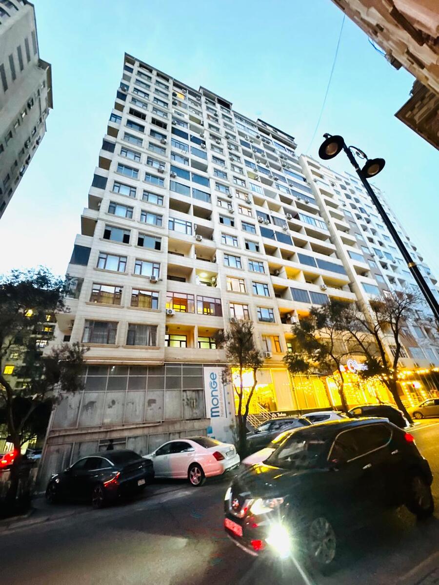 Satılır 4 otaqlı yeni tikili 173 m² — Mənzil, Bakı (4)
