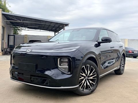 Changan Qiyuan Q07, 1.5 L, 31.7 kWh, 2026 il, yeni — 48 100 ₼ · Bakı · Avtomobillər Changan Qiyuan Q07, 1.5 L, 31.7 kWh, 2026 il, yeni — Bakı