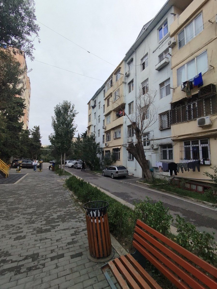 Satılır 1 otaqlı köhnə tikili 37 m² — Mənzil, Bakı