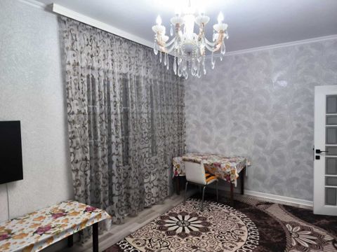 İcarəyə verilir 2 otaqlı köhnə tikili 170 m² — Bakı
