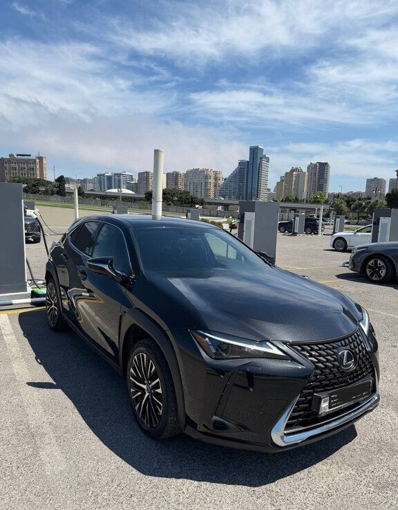 Lexus UX 200, 2023 il, 90000 km, 2 L — Bakı