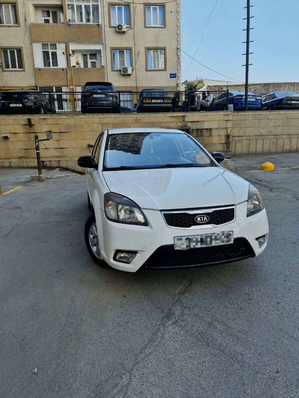 Kia Rio: 1.6 l 2011 il Sedan — Avtomobillər, Xırdalan (3)