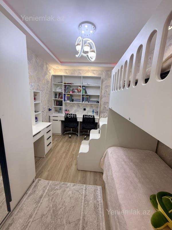 Satılır 4 otaqlı Bina evi menzil (Köhnə tikili), 95 m², 17-ci mikrorayon — Mənzil, Sumqayıt (10)