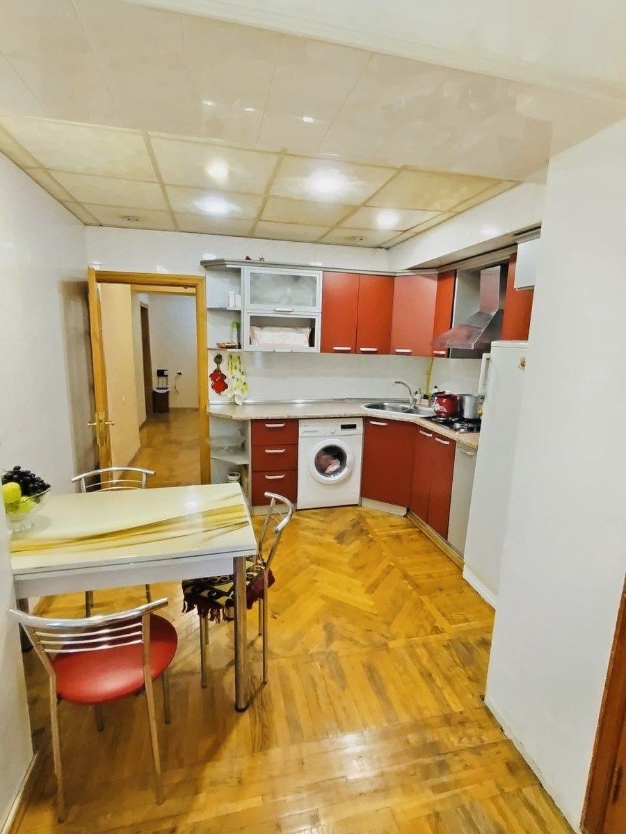 Satılır 3 otaqlı köhnə tikili 90 m² — Mənzil, Bakı (8)