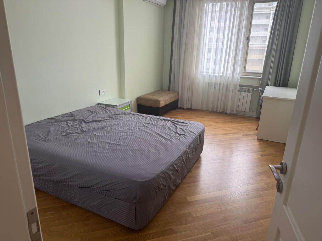 Yasamalda, Şərifzadə Küçəsində "S MTK"-da 97 m² Təmirli 3 Otaqlı — Mənzil, Bakı (6)