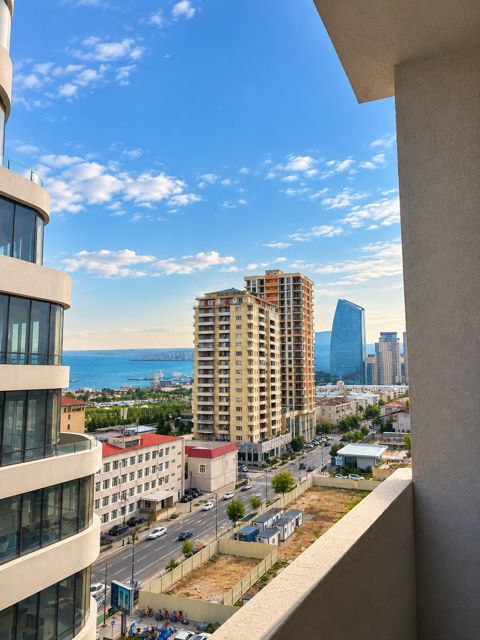 Satılır 2 otaqlı yeni tikili 107 m² — Bakı