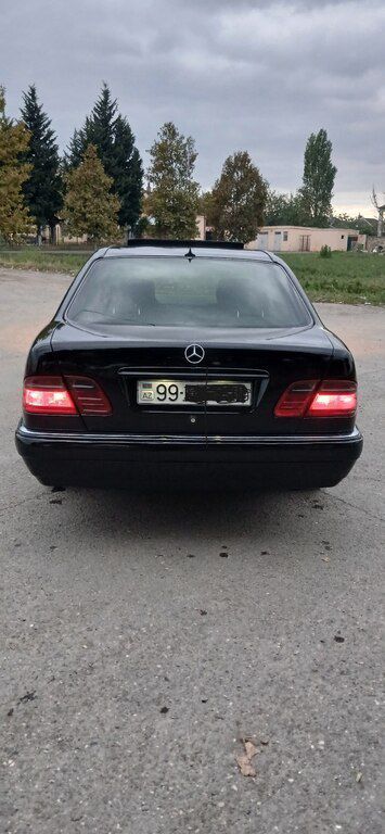 Mercedes E 230, 2.3 L, 1997 il, 620 200 km — Avtomobillər, Xudat (4)