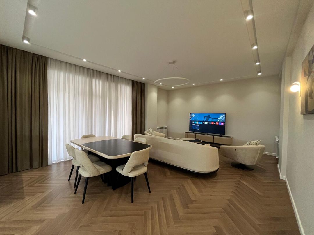 İcarəyə verilir 4 otaqlı yeni tikili 180 m² — Mənzil, Bakı (5)