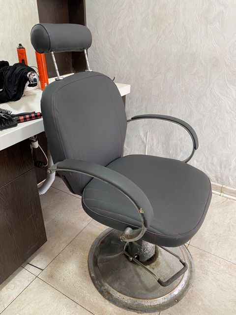 İşlənmiş, Saç kəsimi kreslosu — 90 ₼ · Novxanı · Kreslo İşlənmiş, Saç kəsimi kreslosu — Novxanı