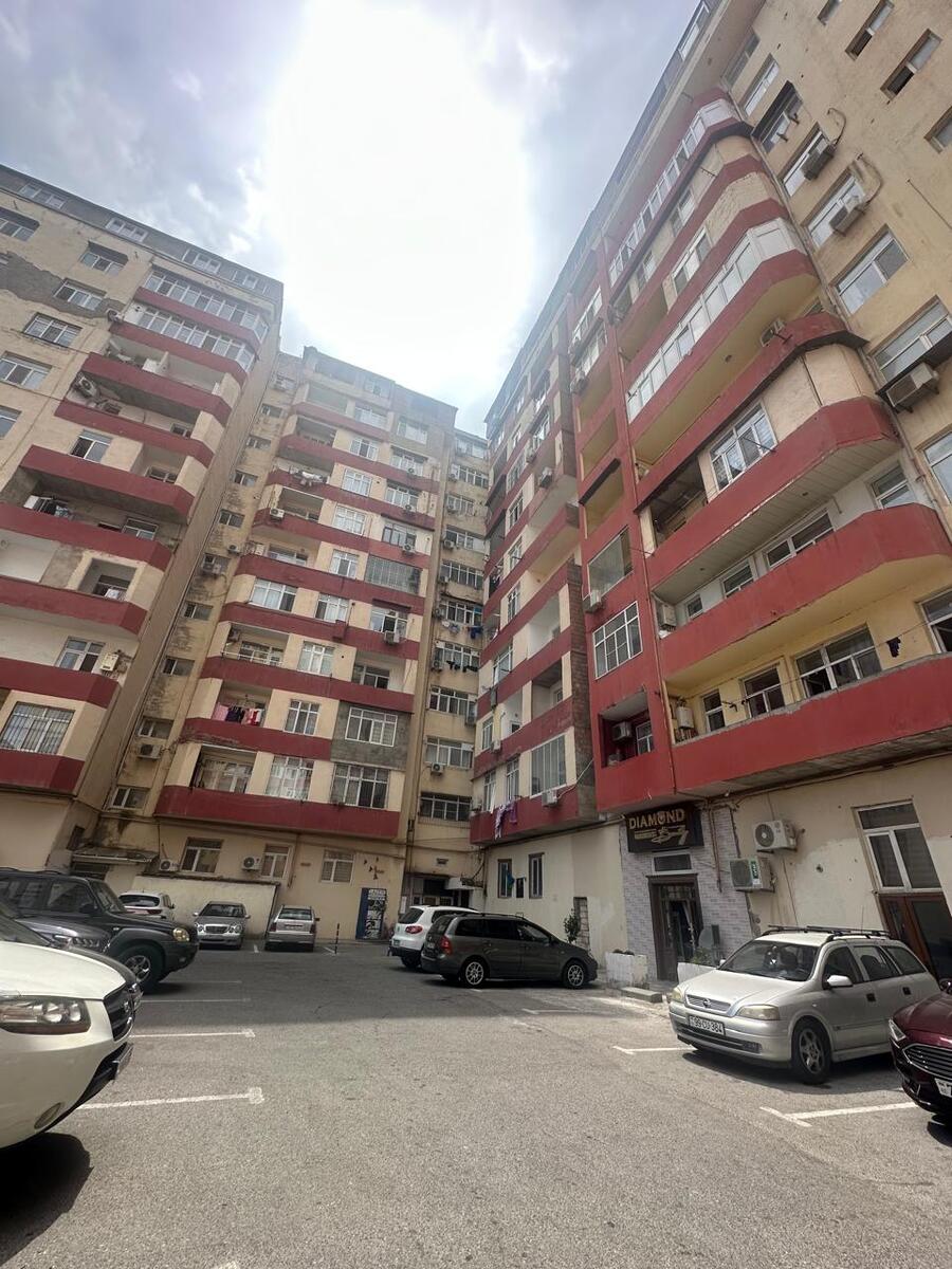 Satılır 3 otaqlı köhnə tikili 90 m² — Mənzil, Bakı