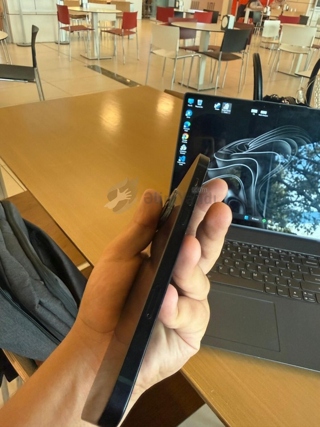 IPhone 13, Göy, Face ID — Elektronika, Bakı (2)