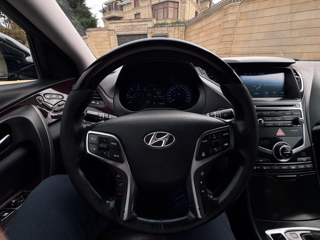 Hyundai Grandeur, 2.2 L, 2014 il, 372 000 km — Avtomobillər, Bakı (10)