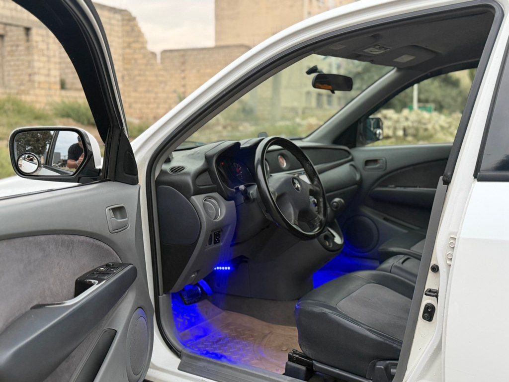 Mitsubishi Airtrek, 2.0 L, 2002 il, 324 000 km — Avtomobillər, Bakı (6)