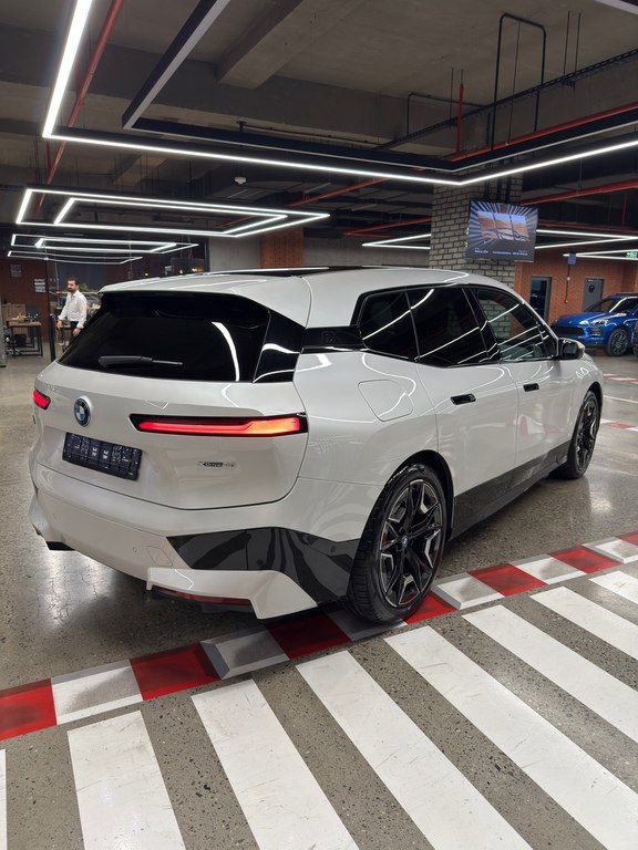 BMW iX, 105.2 kWh, 2023 il, 34 700 km — Avtomobillər, Bakı (5)