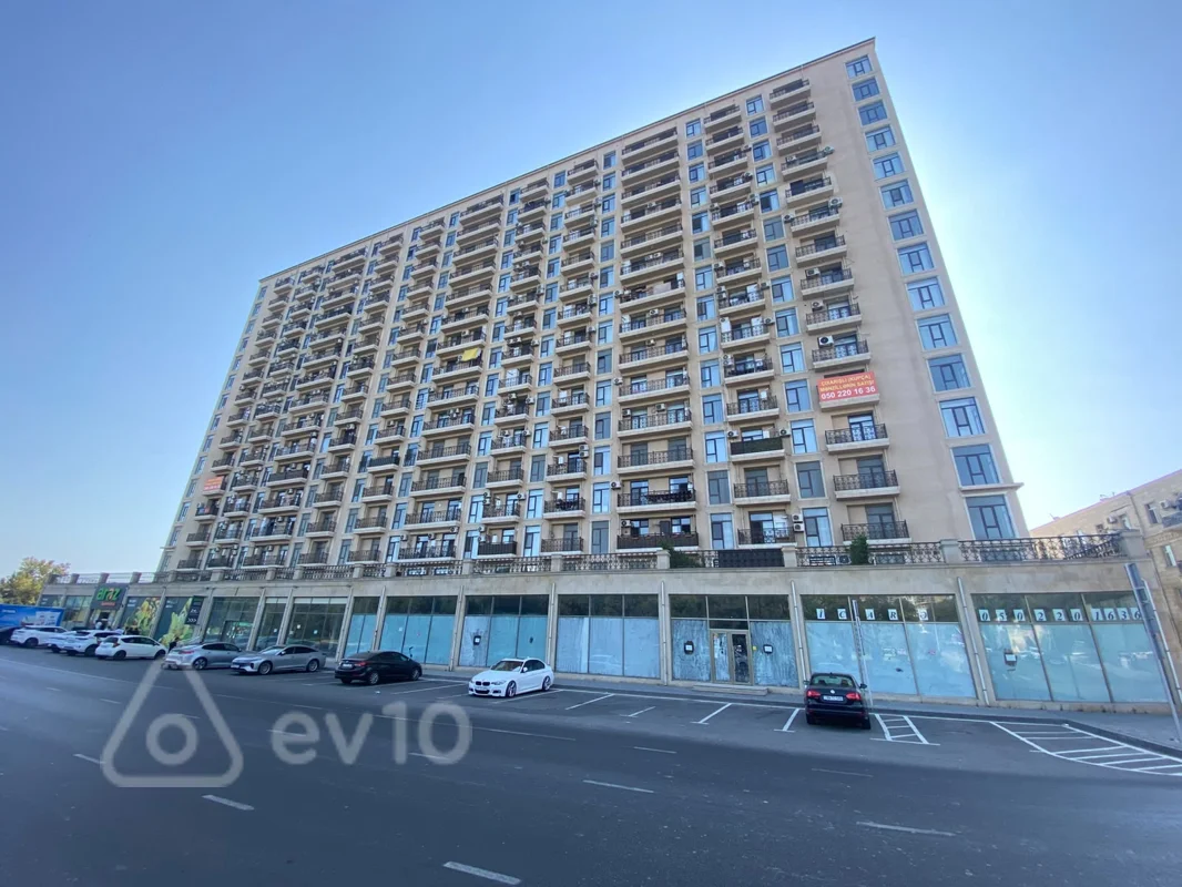 3 otaqlı mənzil, 138 m², 8 Noyabr prospekti — 360 000 ₼ · Bakı · Mənzil 3 otaqlı mənzil, 138 m², 8 Noyabr prospekti — Bakı