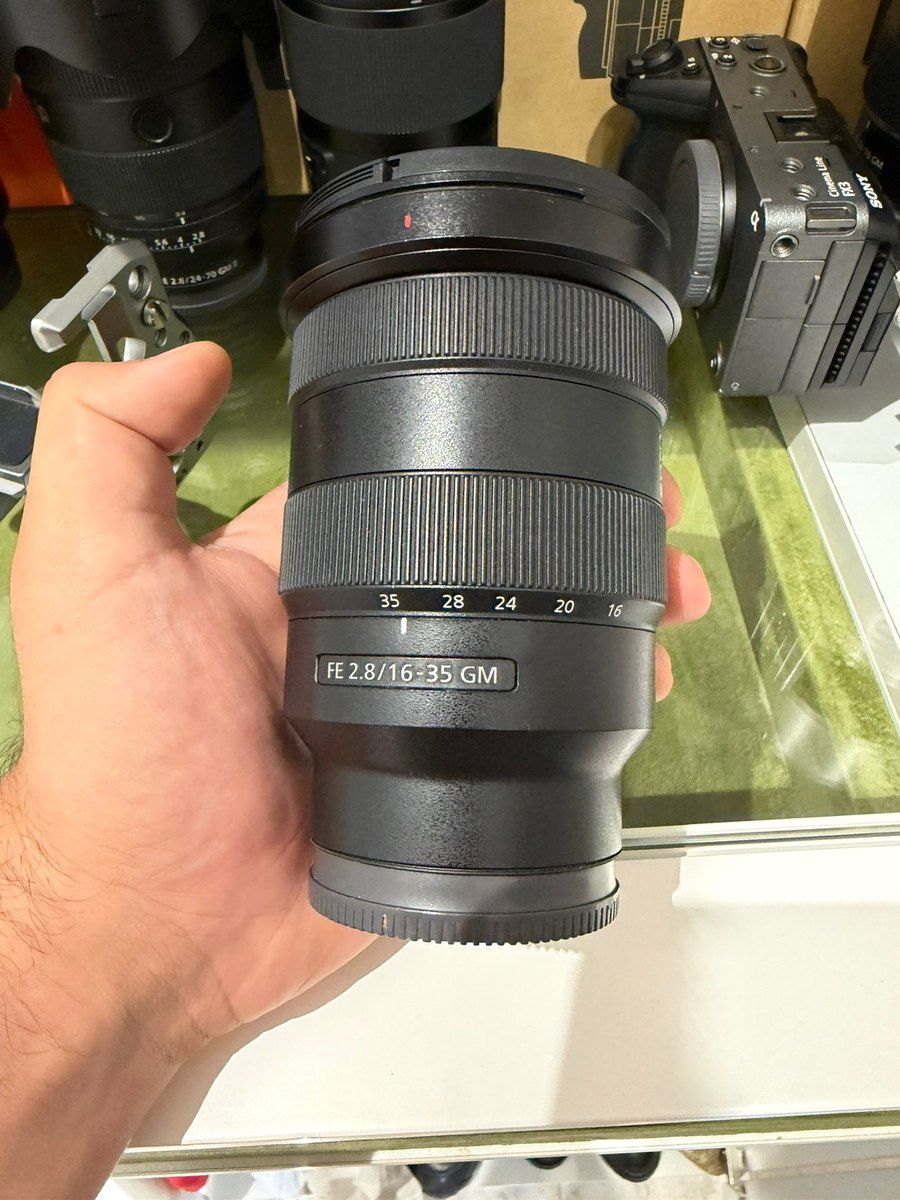 Sony GM 16:35 2.8 linza — Foto və video texnikası, Bakı