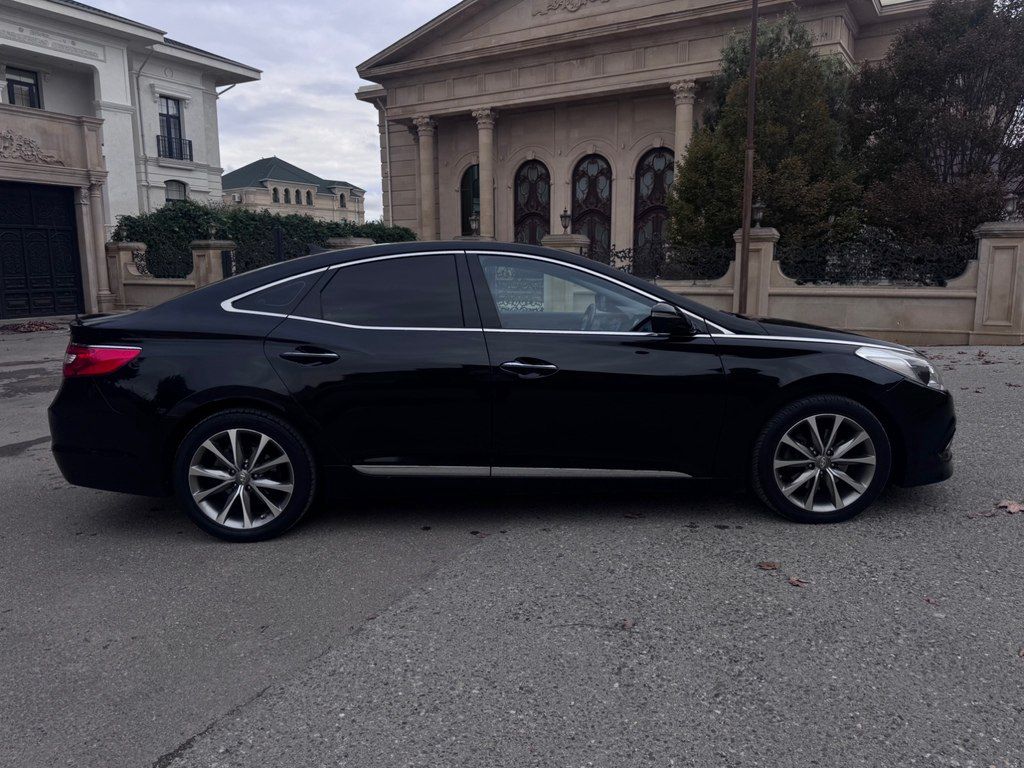 Hyundai Grandeur, 2.2 L, 2014 il, 372 000 km — Avtomobillər, Bakı (4)