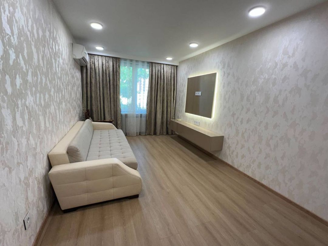 Satılır 3 otaqlı köhnə tikili 70 m² — Mənzil, Bakı