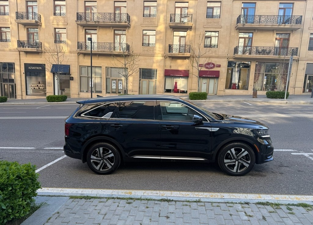 Kia Sorento, 2023 il, 93000 km, 1.6 L — Avtomobillər, Bakı (11)