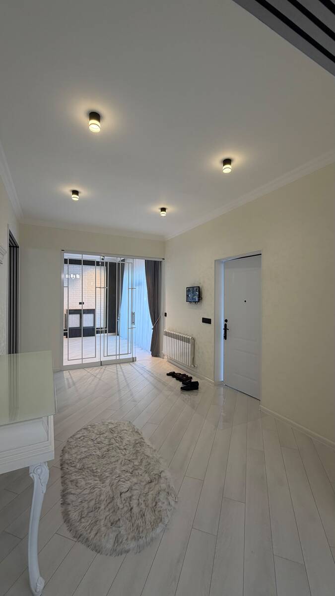 Satılır 6 otaqlı həyət evi/bağ evi 300 m² — Ev, villa, Bakı (8)