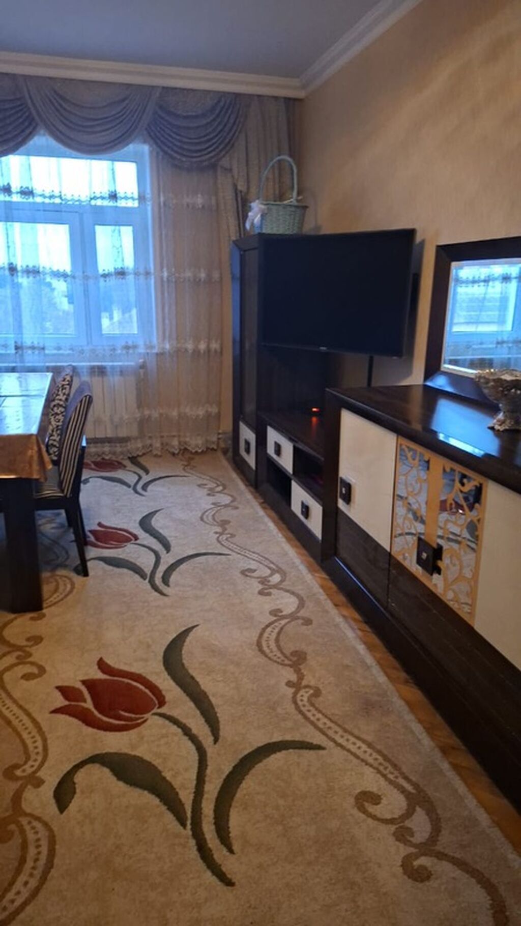 Merdekanda Stansıyada merkezde 3 otaqlı tam eşyali bına evı aıleye — Mənzil, Digah