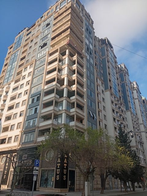 Satılır 2 otaqlı yeni tikili 114 m² — 260 000 ₼ · Bakı · Mənzil Satılır 2 otaqlı yeni tikili 114 m² — Bakı