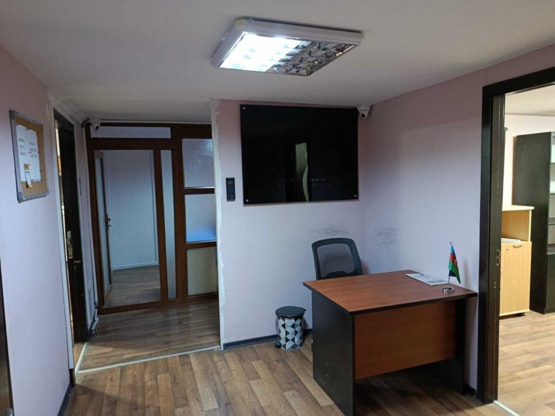 İcarəyə verilir 5 otaqlı ofis 310 m² — Ofis, Bakı (8)