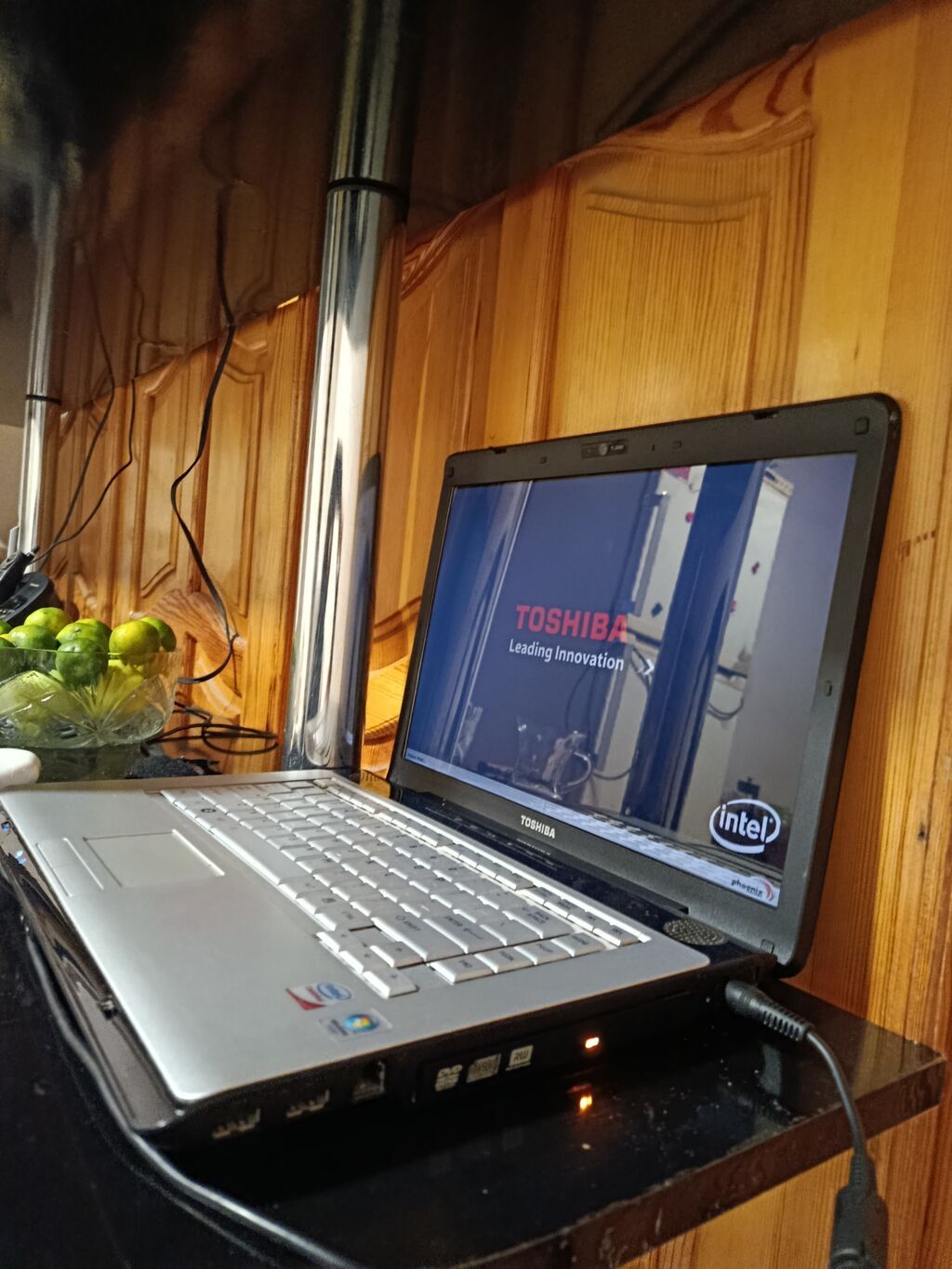 Toshiba Satellite noutbuk - Model: Toshiba Satellite (ekranda — Toshiba, Digah (5)