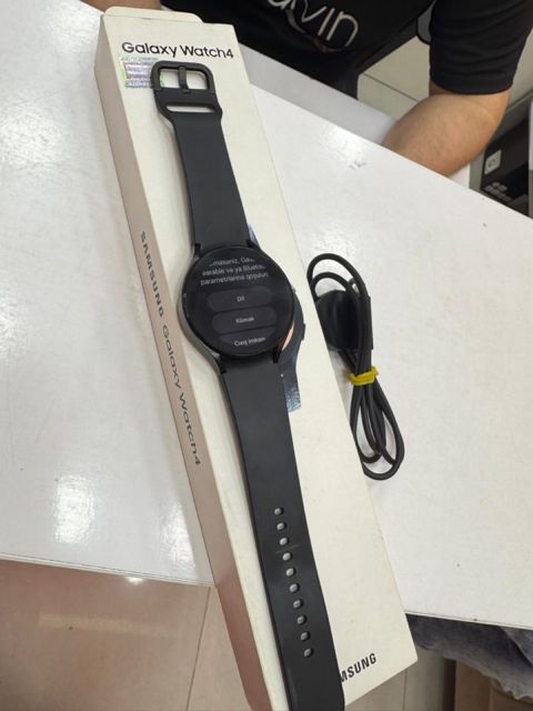 Samsung Galaxy Watch 4 Black 44mm — 149 ₼ · Bakı · Ağıllı saatlar və biləkliklər Samsung Galaxy Watch 4 Black 44mm — Bakı