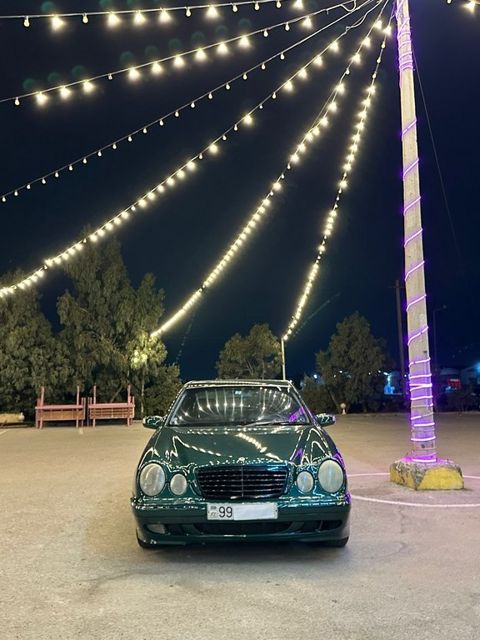 Mercedes E 320, 3.2 L, 2000 il, 236 980 km — 10 200 ₼ · Bakı · Avtomobillər Mercedes E 320, 3.2 L, 2000 il, 236 980 km — Bakı