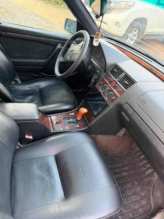 Mercedes C 200, 2.0 L, 1996 il, 420 000 km 77-NT-194 — Avtomobillər, Bakı (4)