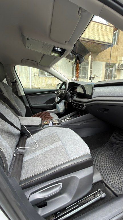 Skoda Octavia, 1.4 L, 13 kWh, 2024 il, 33 000 km 90-YJ-846 — Avtomobillər, Bakı (8)