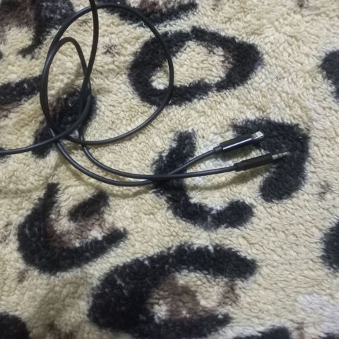 Kabel Apple, İşıqlandırma, Yeni — 6 ₼ · Bakı · Smartfon üçün kabelləri və keçidçilər Kabel Apple, İşıqlandırma, Yeni — Bakı