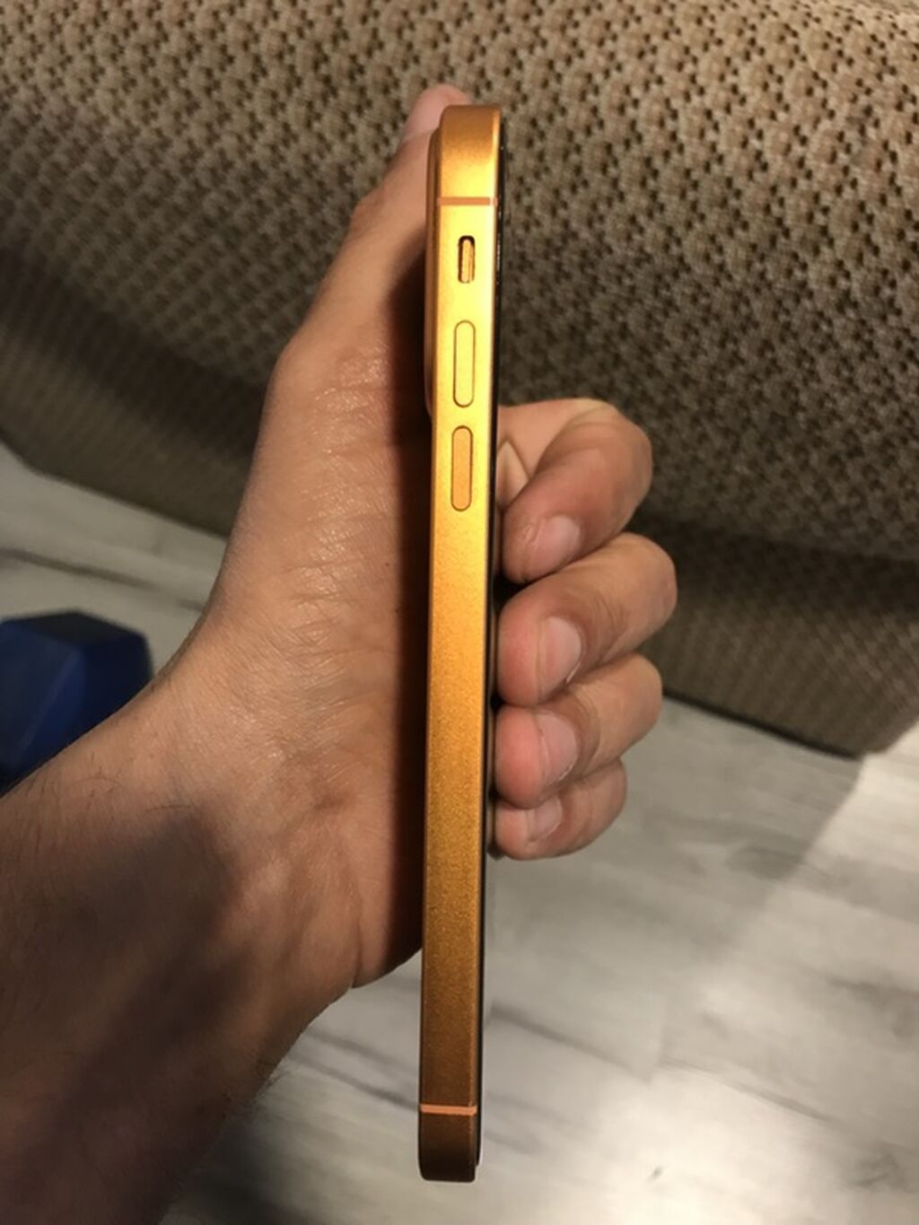 Məhsul: iPhone modelinə bənzər dizayna sahib smartfon (narıncı/qızılı — Digər smartfonlar, Ağdaş (6)