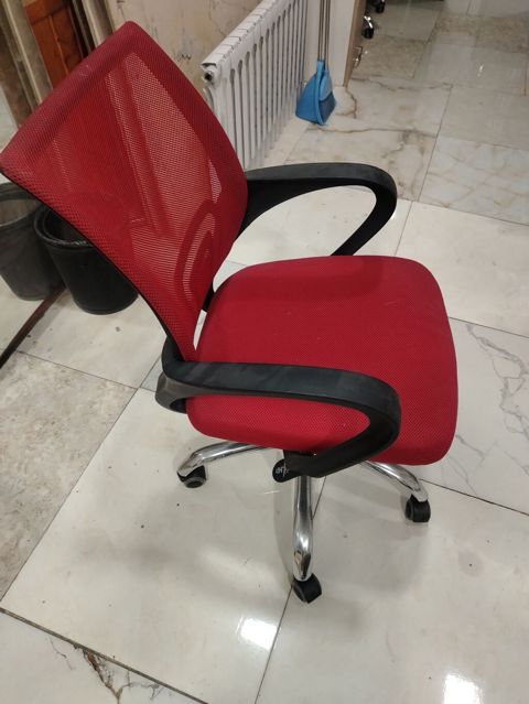 Qırmızı ofis kreslosu - Nəfəsalan mesh arxa hissə: hava dövranını — Bakı