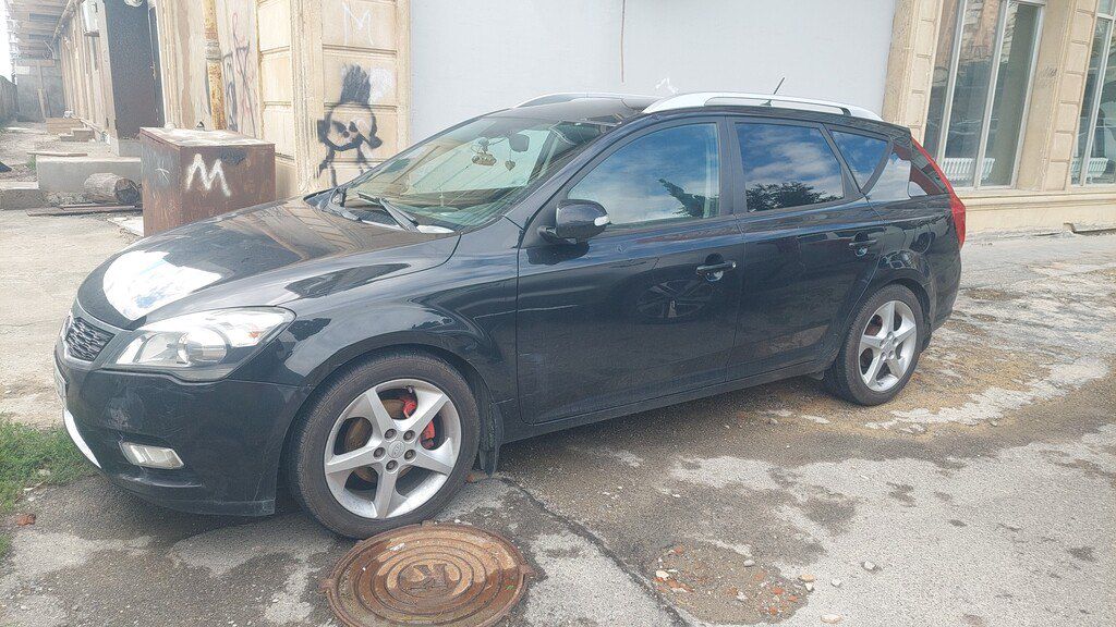 Kia Ceed SW, 1.6 L, 2009 il, 314 163 km 77-DE-957 — Avtomobillər, Bakı (10)