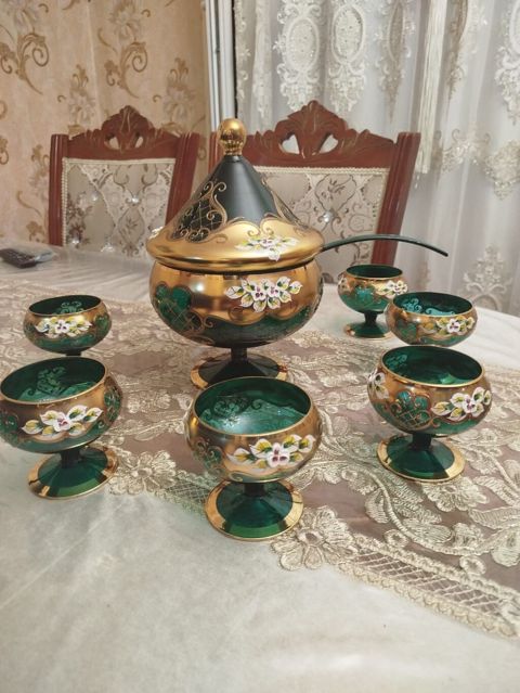 Dekorativ şərbət dəsti – 7 parça - Material: şüşə - Rənglər — 230 ₼ · Gəncə · Süfrə qabı Dekorativ şərbət dəsti – 7 parça - Material: şüşə - Rənglər — Gəncə