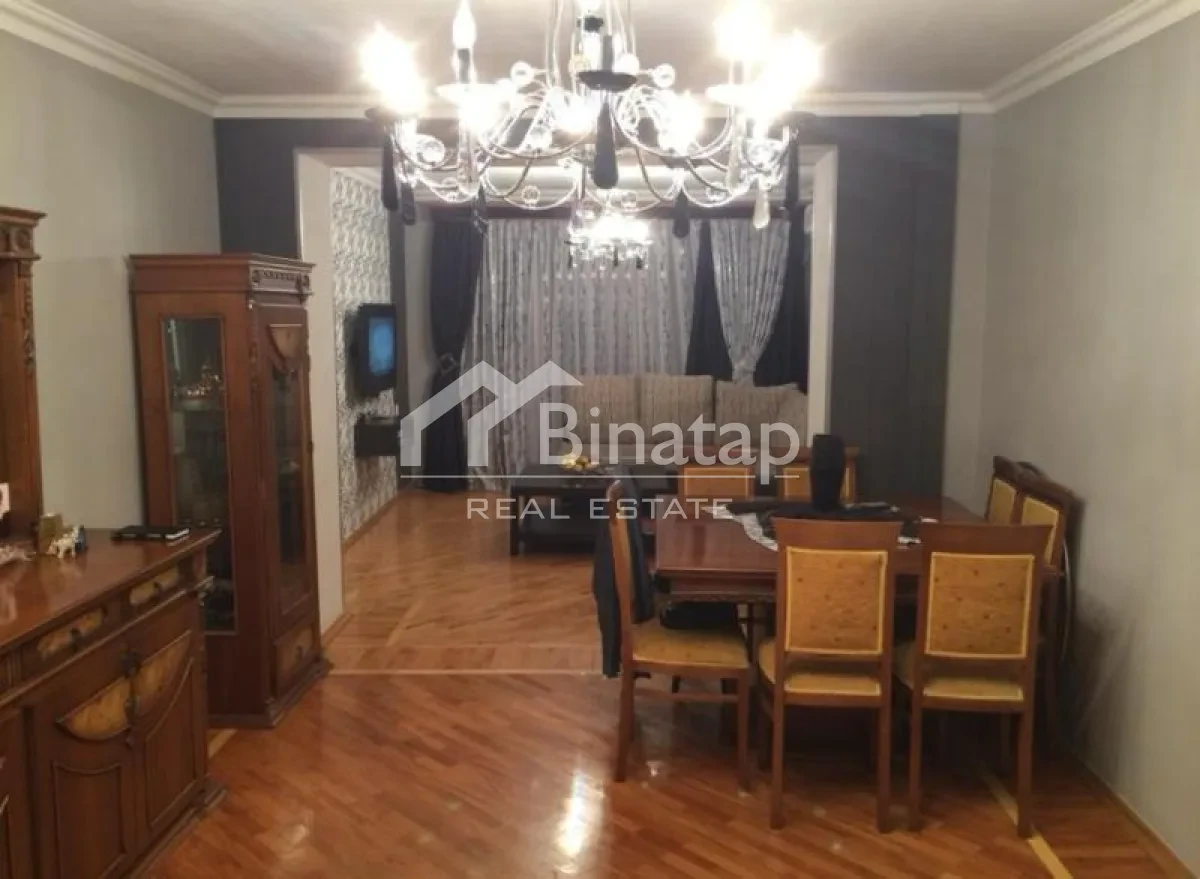 Satılır 4 otaqlı köhnə tikili 93 m², Gənclik metrosu, Nərimanov rayonu — Bakı