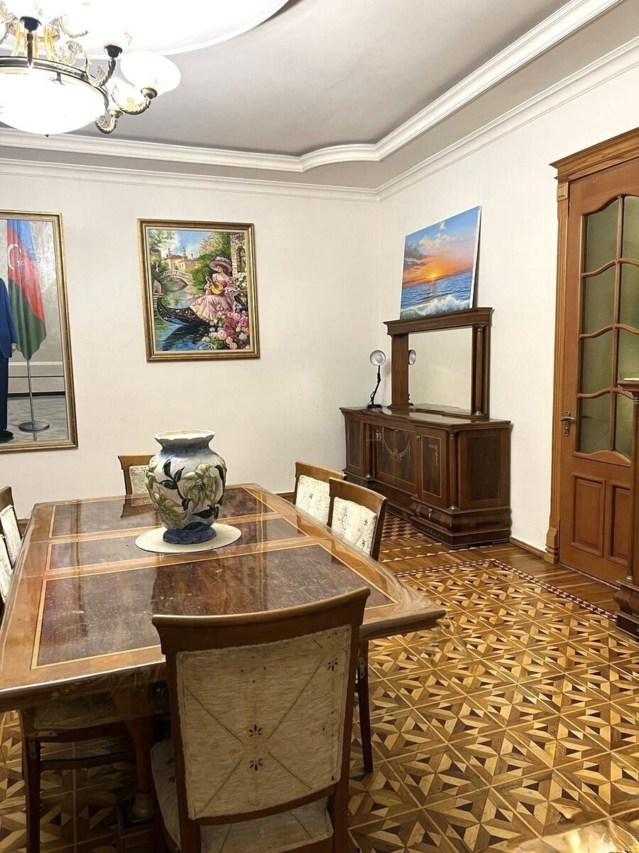 Satılır 3 otaqlı köhnə tikili 100 m² — Mənzil, Bakı (2)