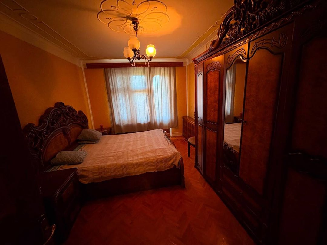 Satılır 4 otaqlı köhnə tikili 100 m² — Mənzil, Bakı (4)