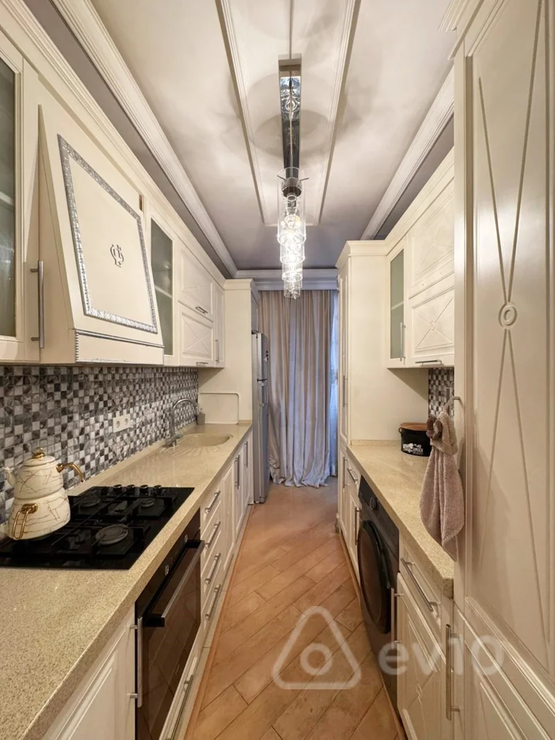 4 otaqlı mənzil, 107 m², Y/Yasamal E.Ehmedov 26 — Mənzil, Bakı (5)