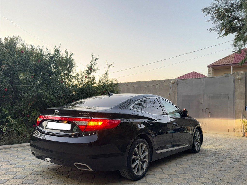 Hyundai Grandeur, 2.2 L, 2015 il, 215 000 km — Avtomobillər, Bakı (4)