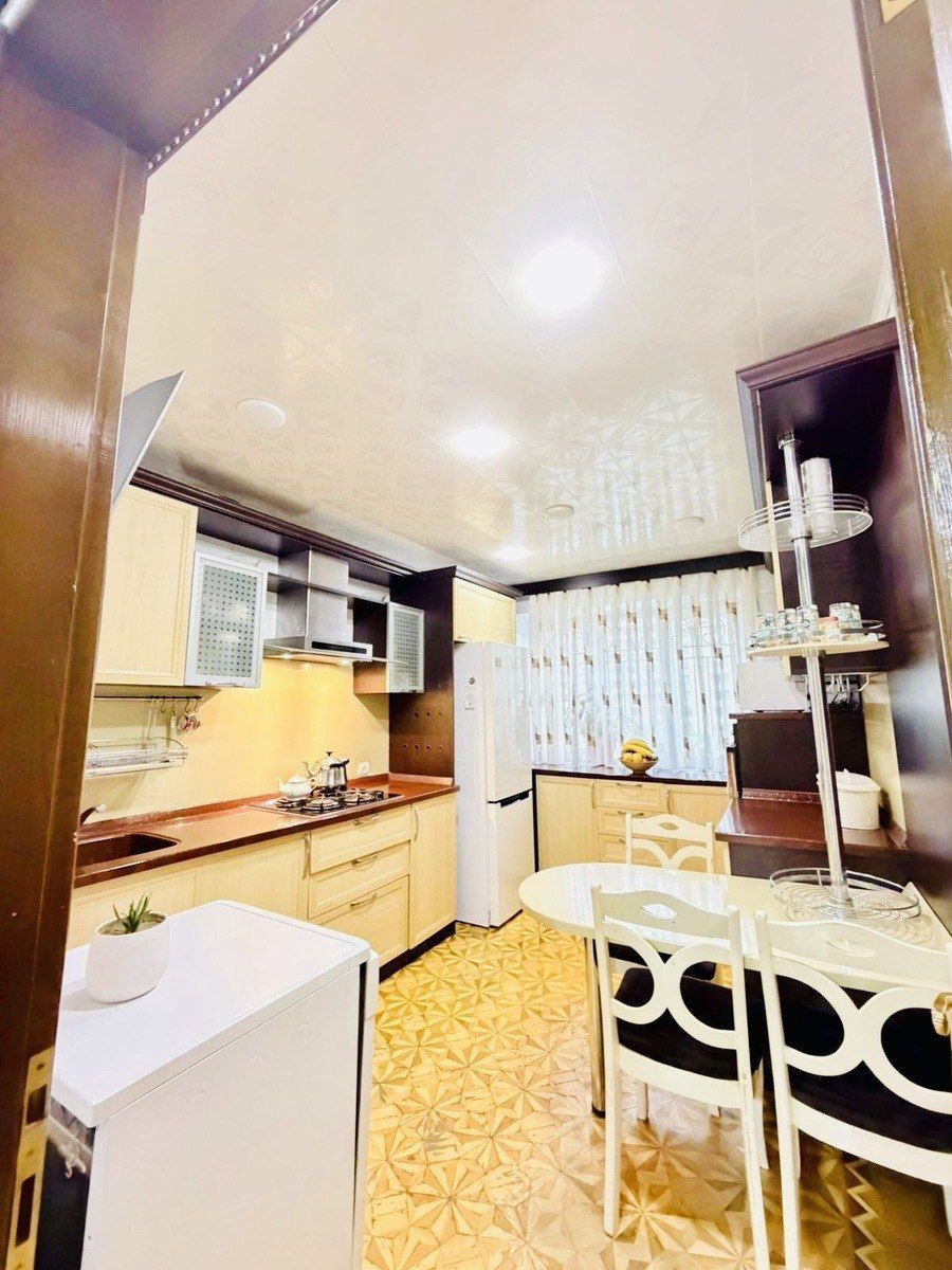 Satılır 4 otaqlı köhnə tikili 120 m² — Mənzil, Bakı (11)