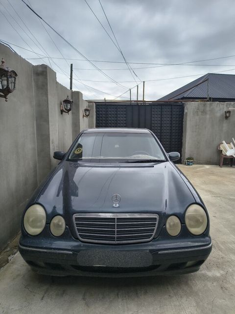 Mercedes E 240, 2.4 L, 2000 il, 253 000 km — Xudat