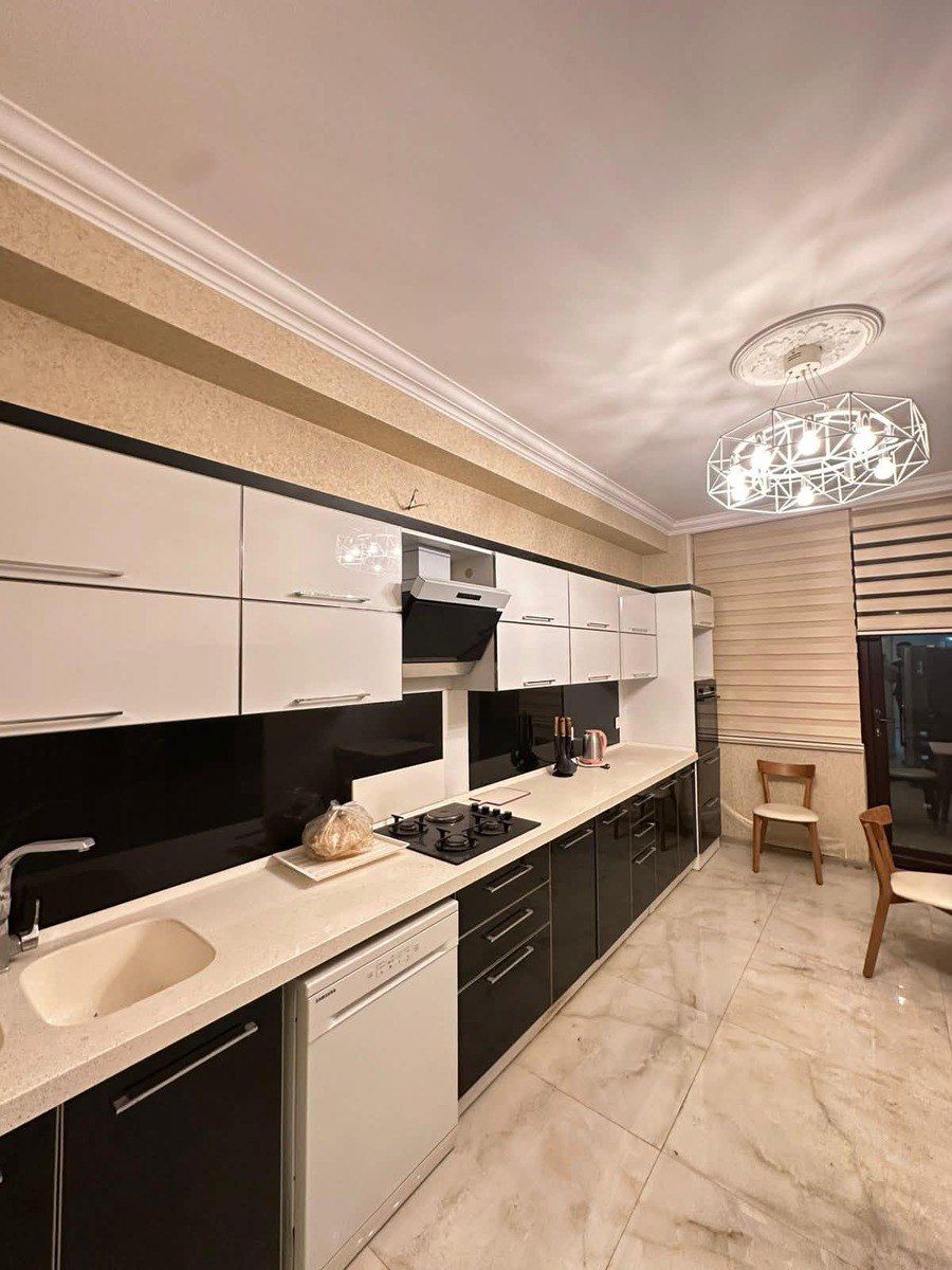 Satılır 4 otaqlı yeni tikili 190 m² — Mənzil, Bakı (12)