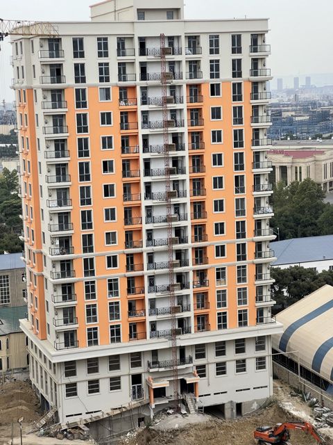 Satılır 2 otaqlı yeni tikili 80 m² — Bakı