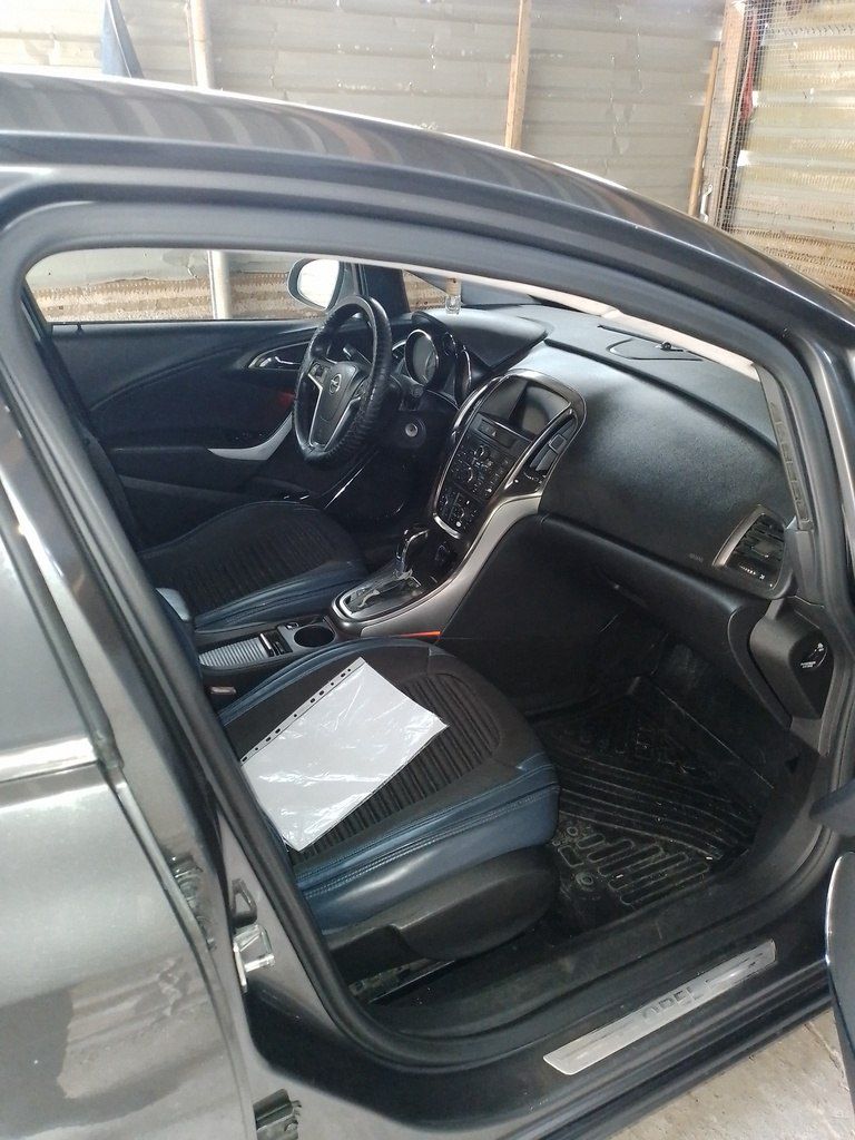Opel Astra, 1.6 L, 2010 il, 318 000 km 77-SH-344 — Avtomobillər, Tərtər (8)