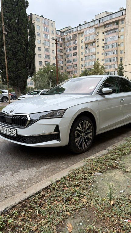 Skoda Octavia, 1.4 L, 13 kWh, 2024 il, 33 000 km 90-YJ-846 — Avtomobillər, Bakı (2)