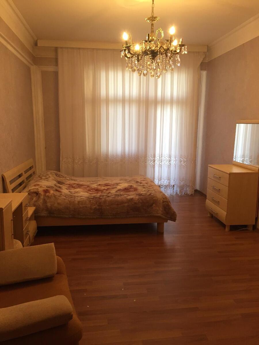 Satılır 7 otaqlı həyət evi/bağ evi 500 m² — Ev, villa, Bakı (10)